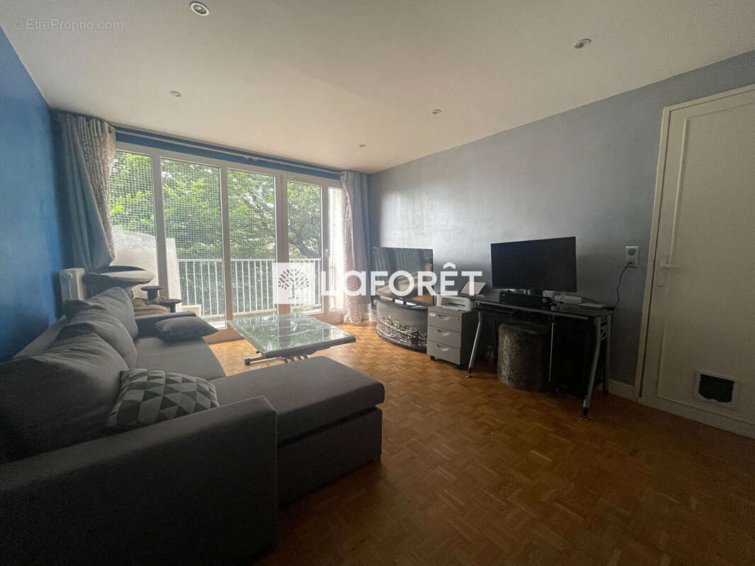 Appartement à VILLEMOMBLE