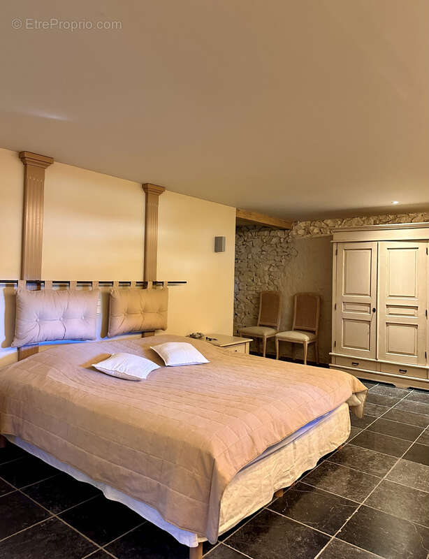 Maison à MONTAIGUET-EN-FOREZ