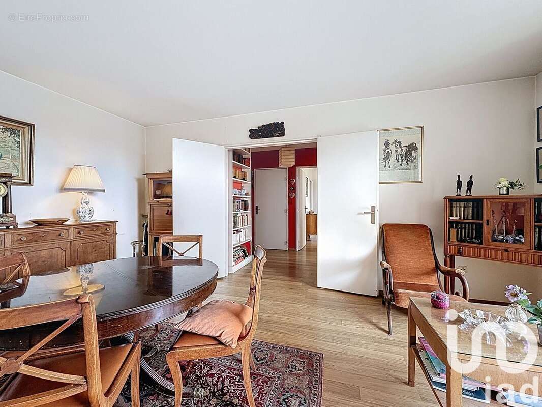 Photo 9 - Appartement à NOGENT-SUR-MARNE