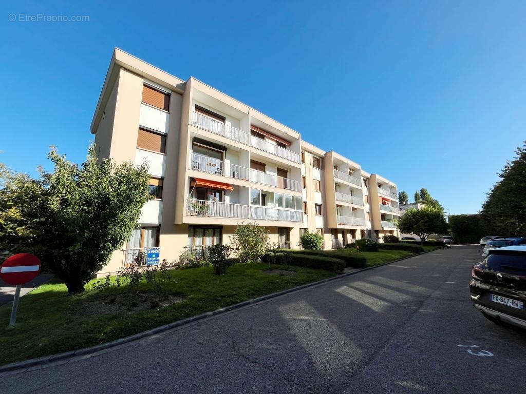 APPRTEMENT F3 dans une residence recherchée proche centre ville à pied - photo 15