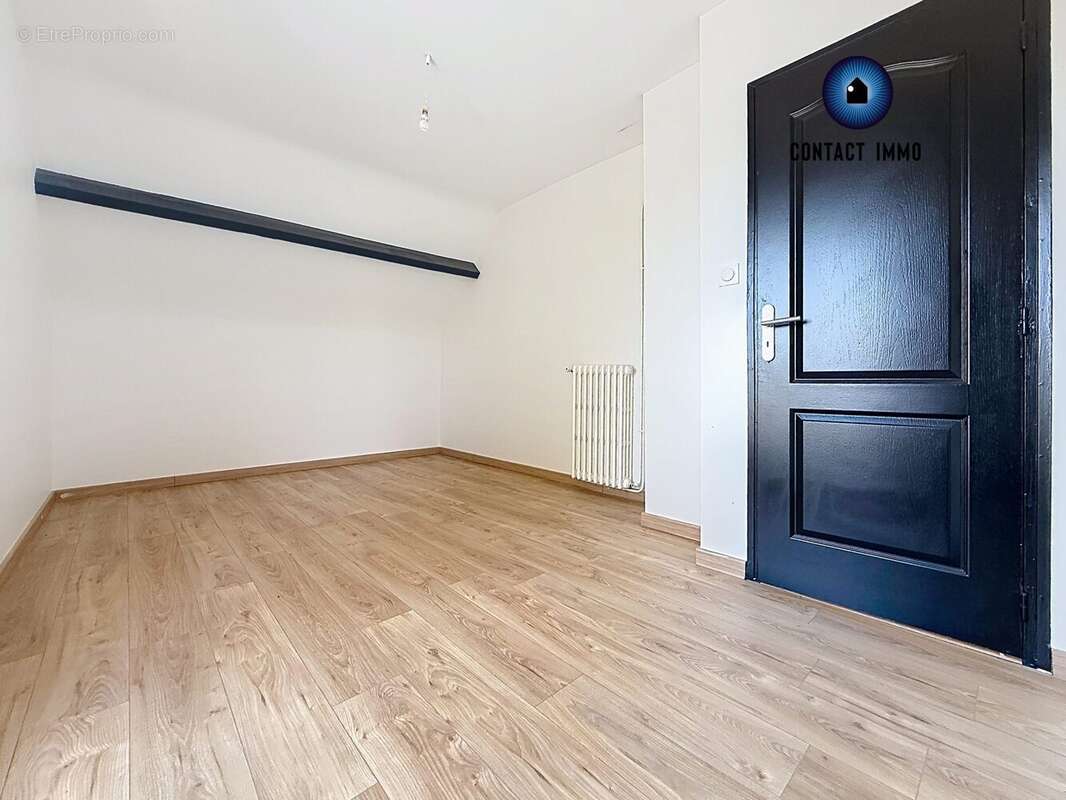 Maison 110 m² à Donzenac  - photo 6