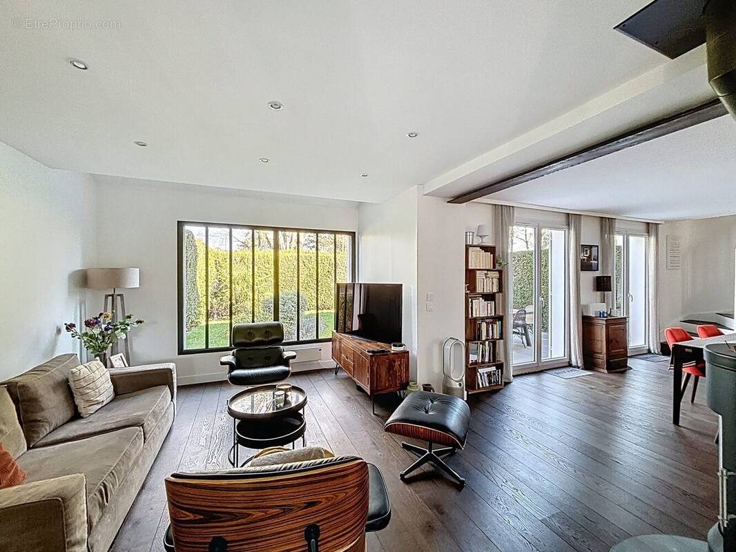 Séjour 1 - Maison à LES LOGES-EN-JOSAS