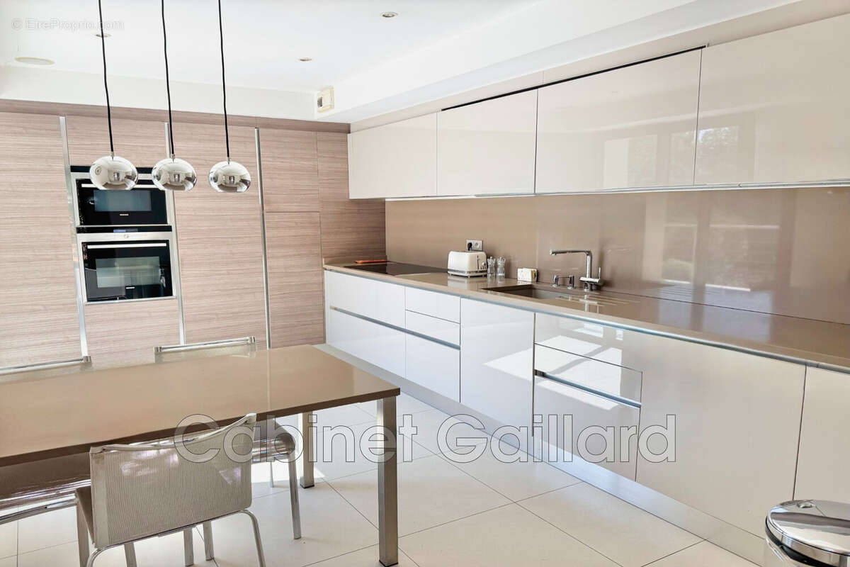 Maison à PEYMEINADE