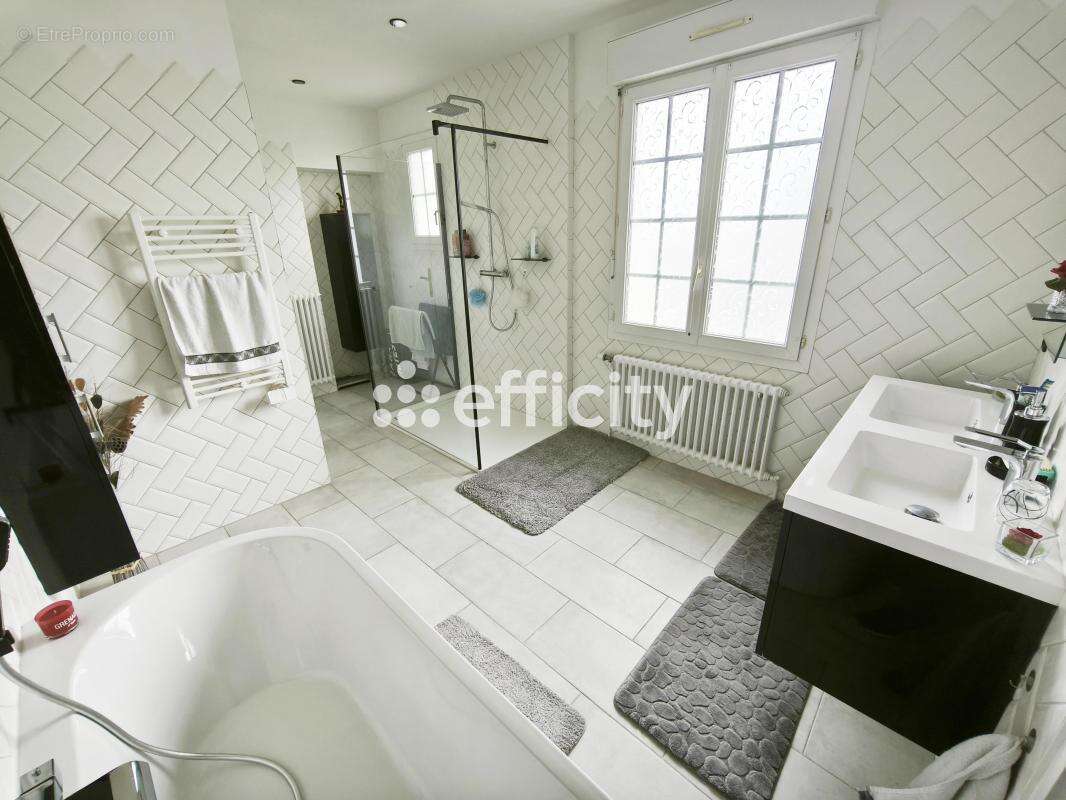 Maison 118 m² à Cancale  - photo 3