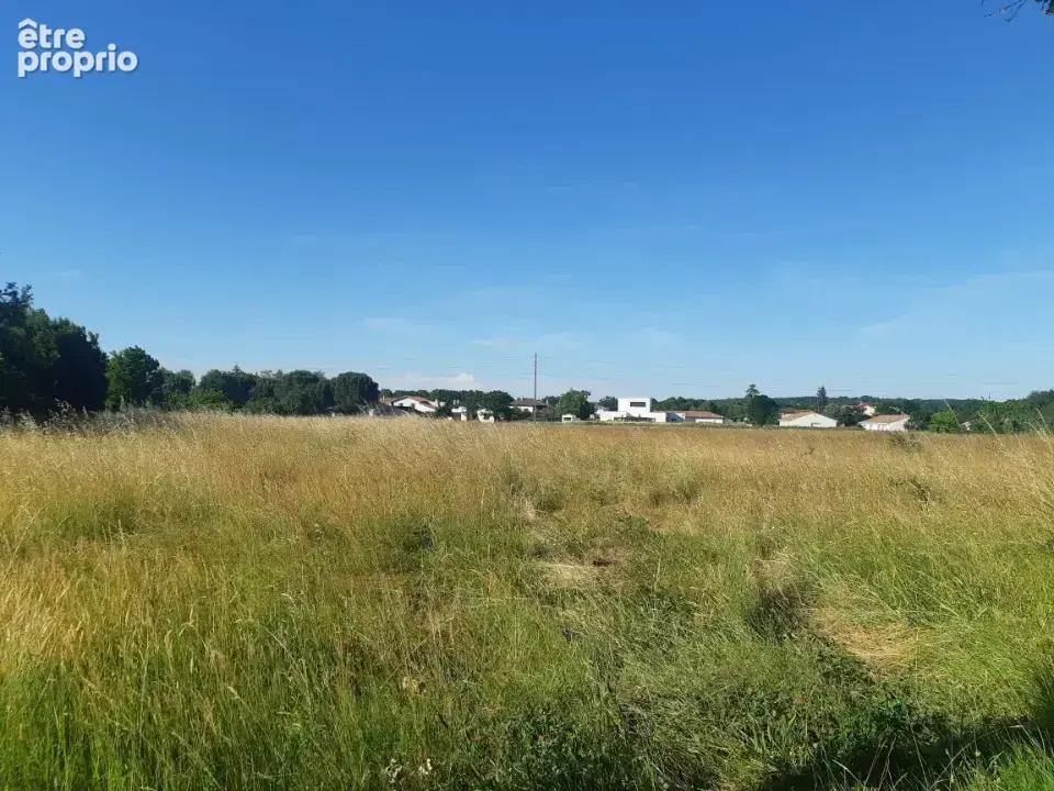 Terrain 299 m² à Saint-Sulpice  - photo 2