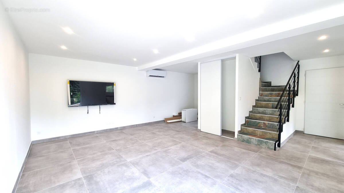 Maison à MONTFERRIER-SUR-LEZ