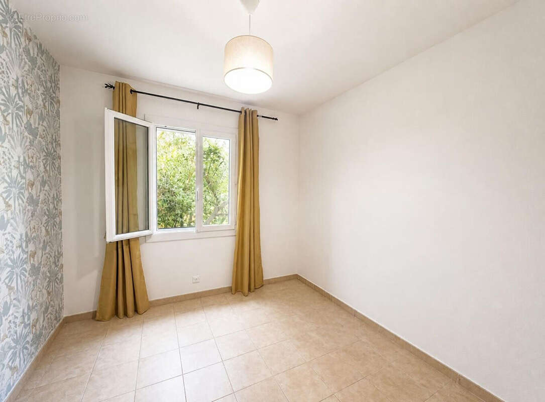 Maison à MONTFRIN