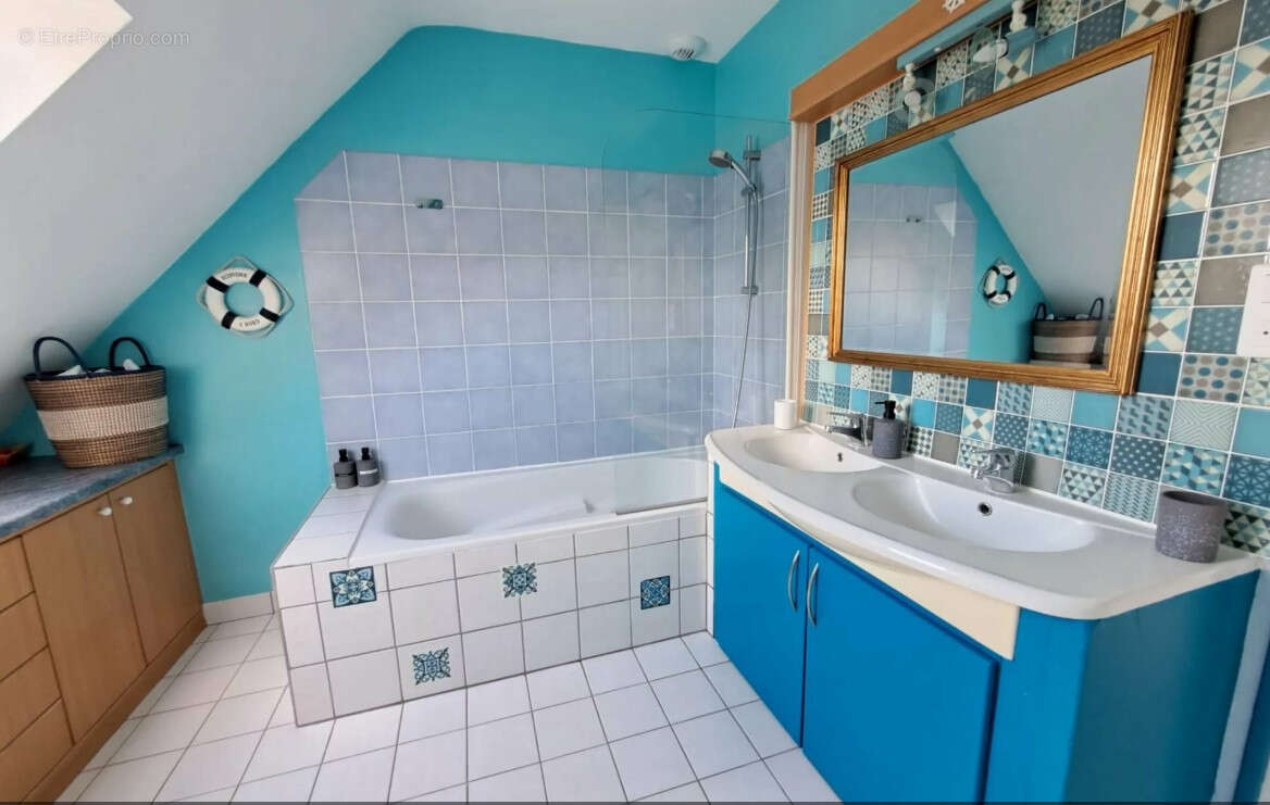 Ensemble immobilier d'exception à étel ! résidence principale & gîtes ! piscine !dpe b - photo 6
