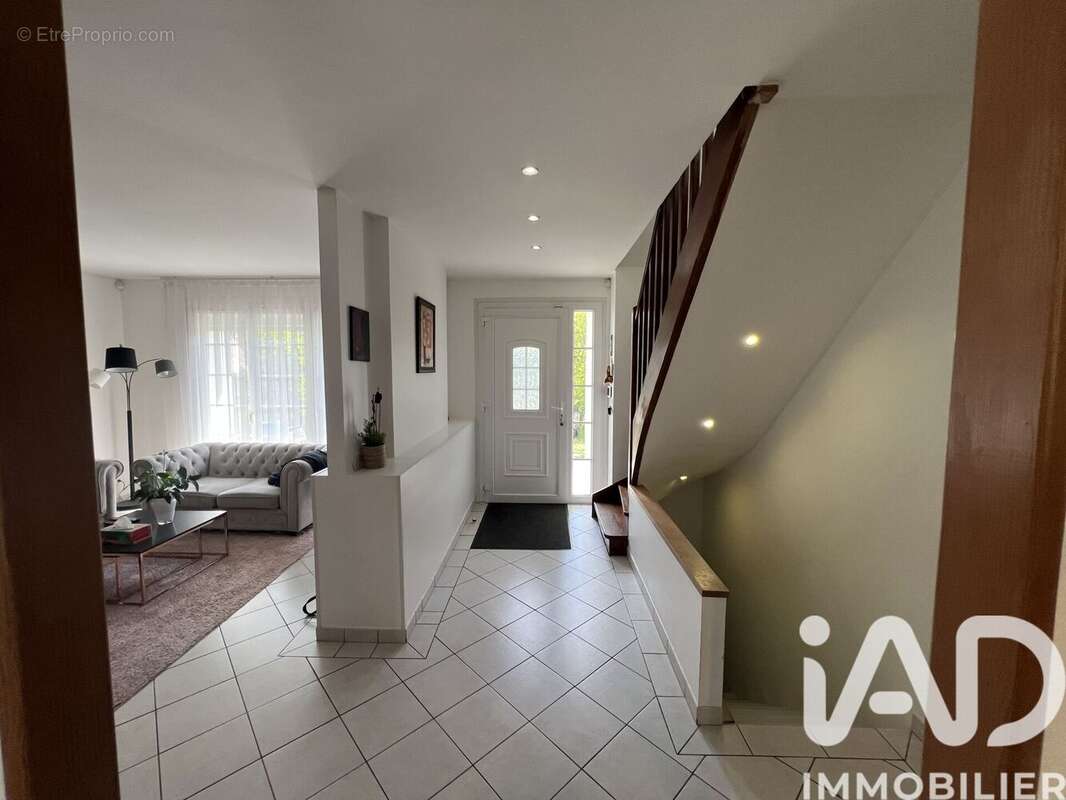 Photo 6 - Maison à SAINTRY-SUR-SEINE