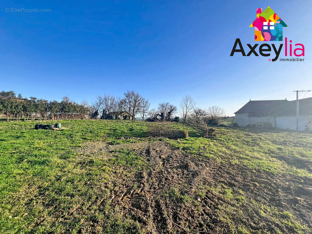 A vendre - mailly - terrain pret a batir - photo 2