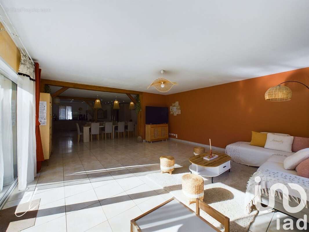 Photo 2 - Maison à THOURY-FEROTTES