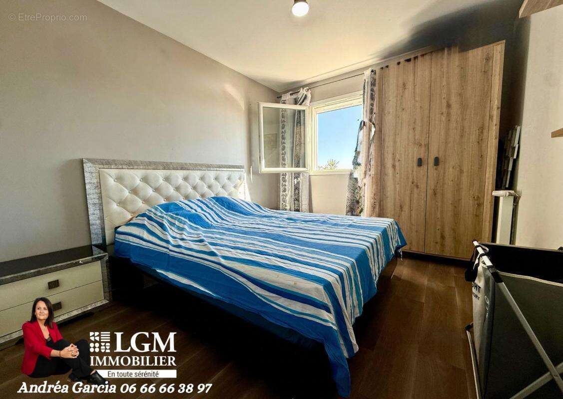 Maison à CHATEAUNEUF-LES-MARTIGUES