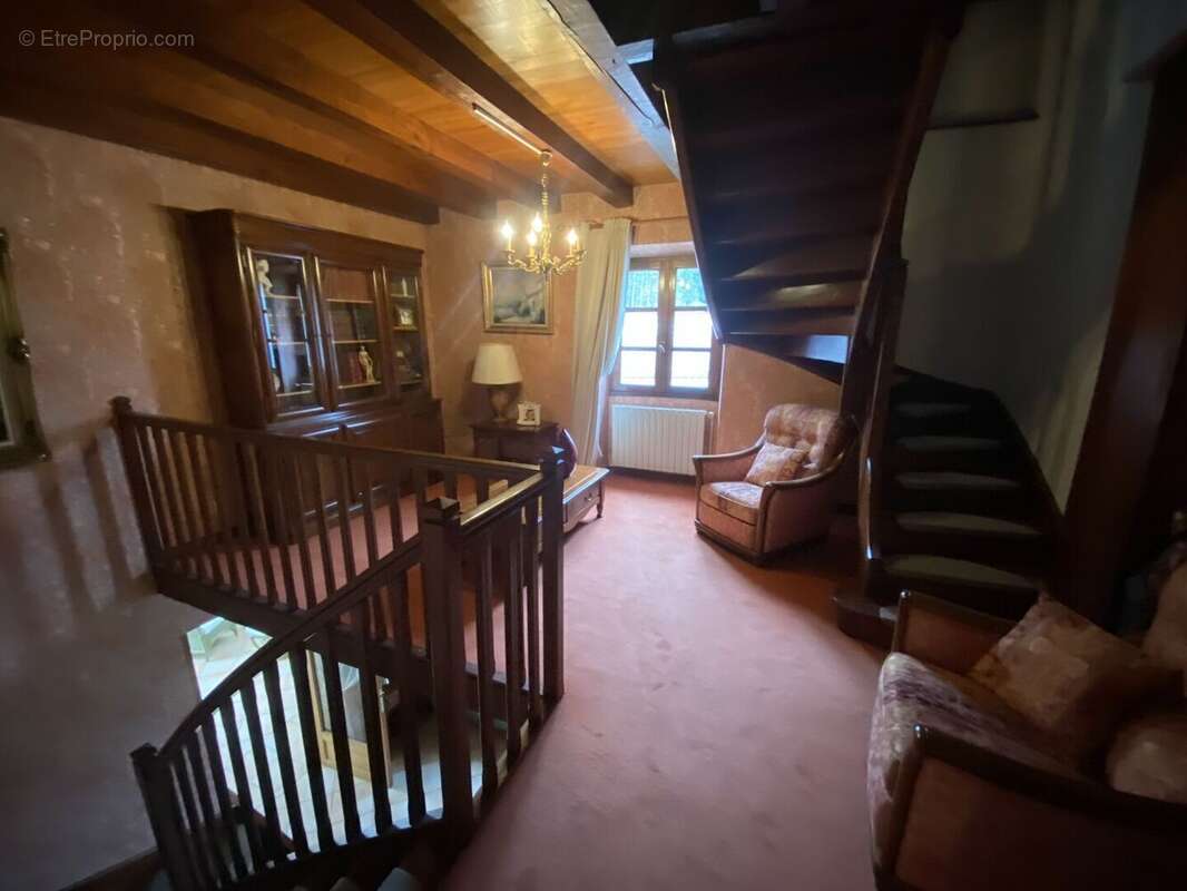 coin lecture 1 ère maison - Maison à CAHORS