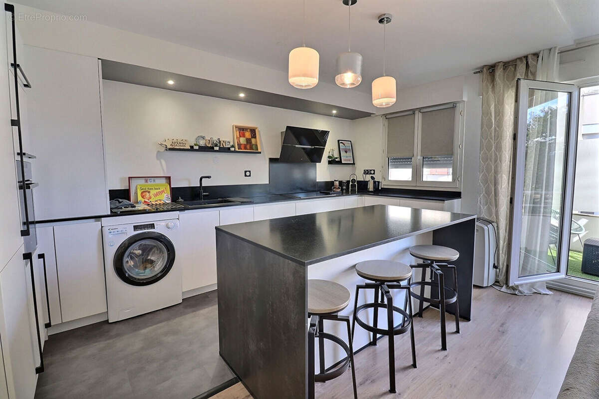 Appartement à BILLERE