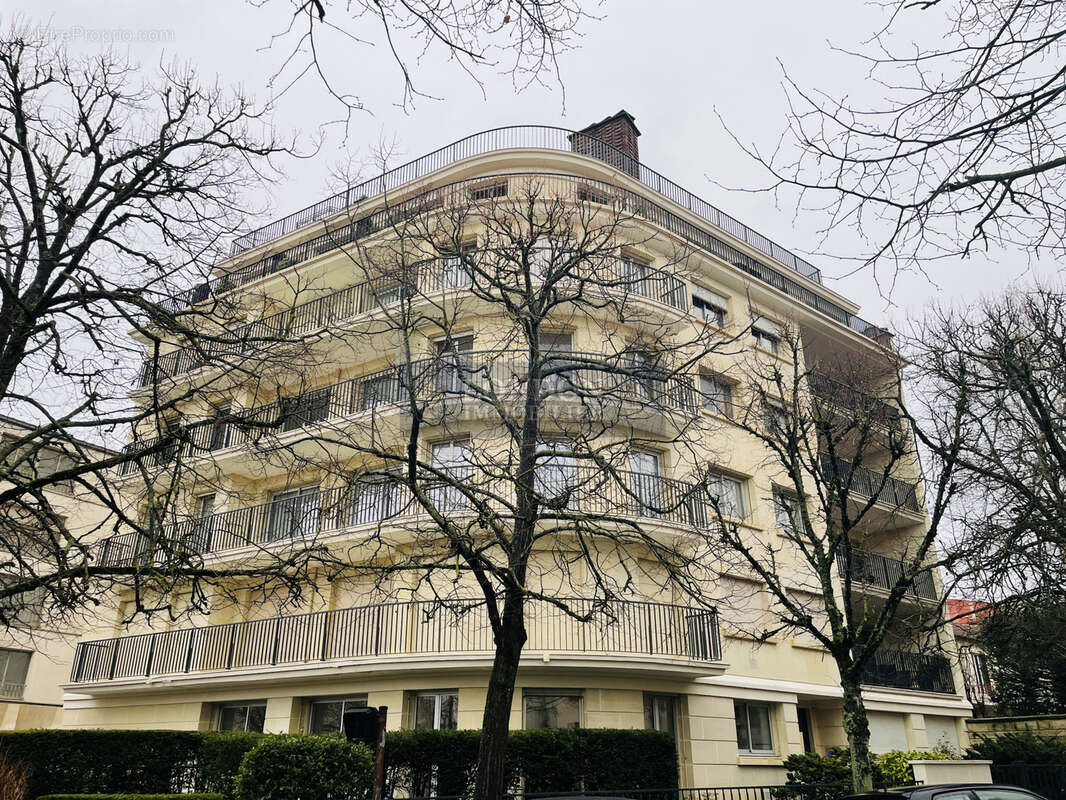 Appartement à VERSAILLES