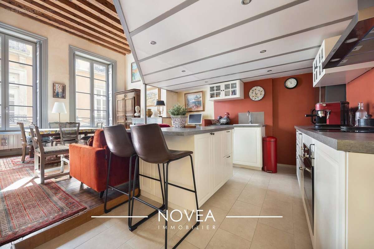 Appartement à LYON-1E