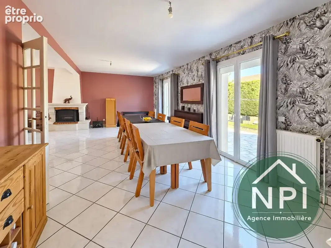 Maison 7 pièces 153 m² à vendre à Vaux-Le-Penil (77000) - photo 5
