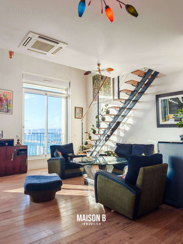 Appartement à MARSEILLE-7E