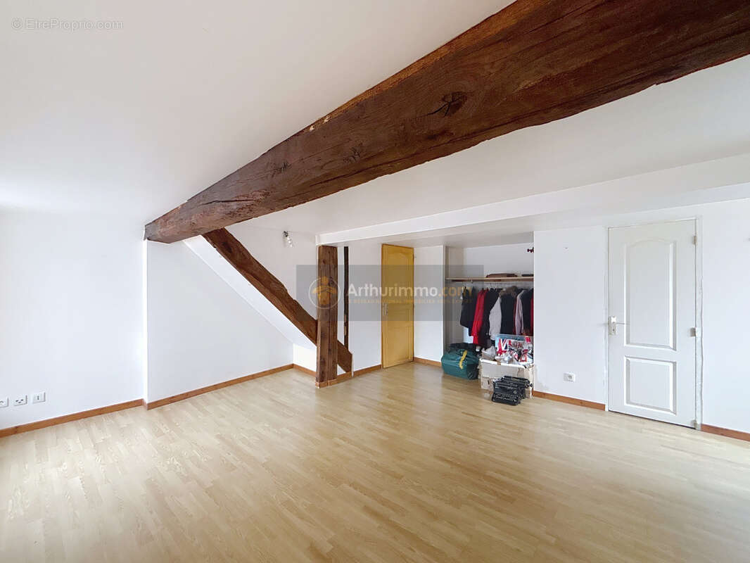 Maison à COULOMMIERS