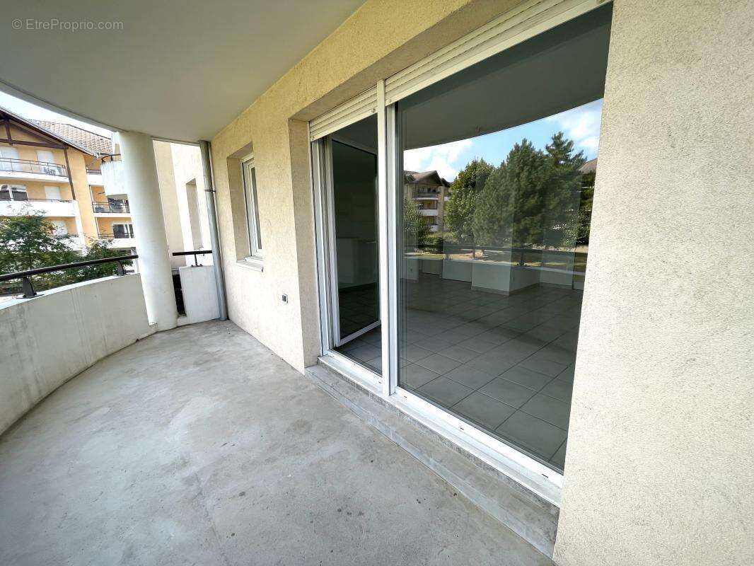 Appartement à VETRAZ-MONTHOUX