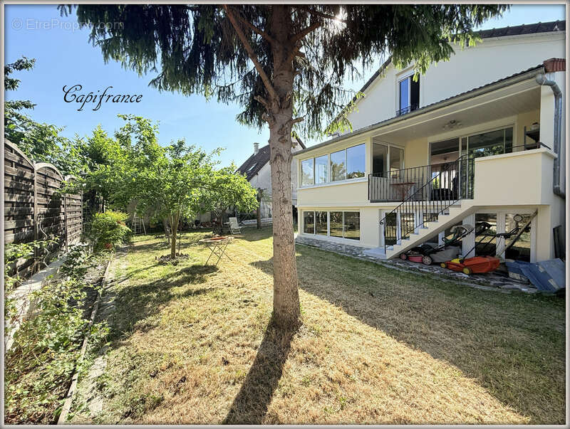 Maison à AULNAY-SOUS-BOIS