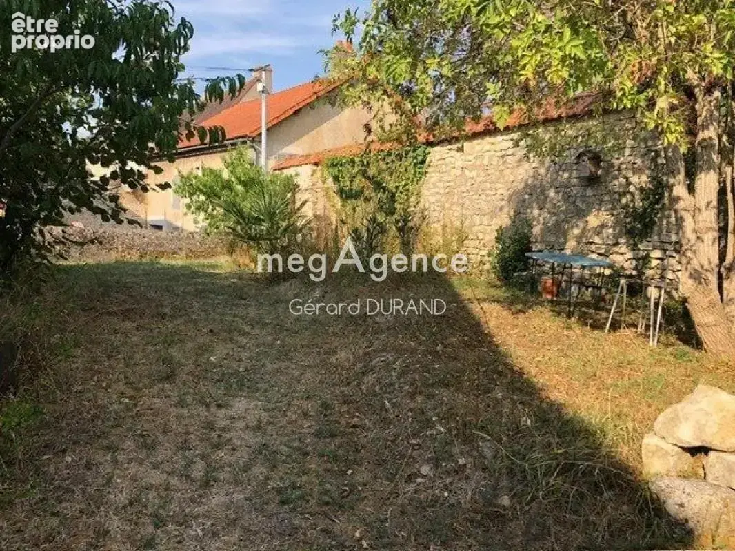 Maison de ville avec cour intérieure et terrain - photo 12