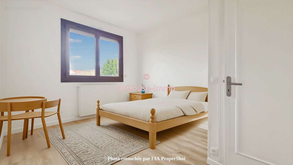 Appartement à MAUCHAMPS