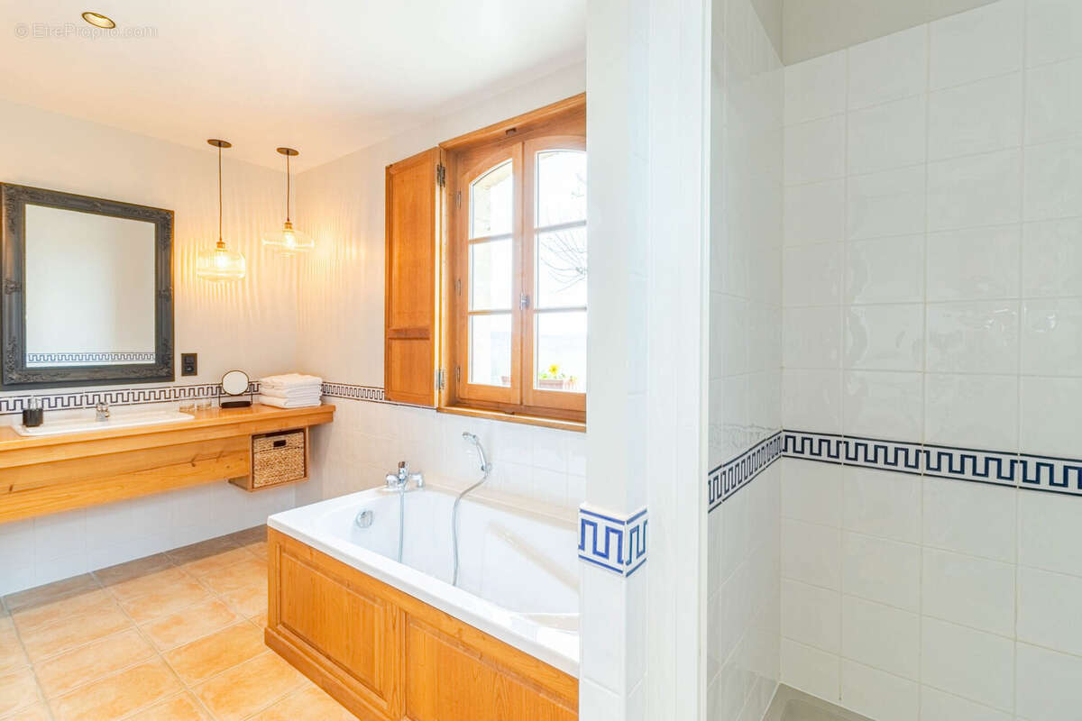 Maison à SAINT-CYPRIEN