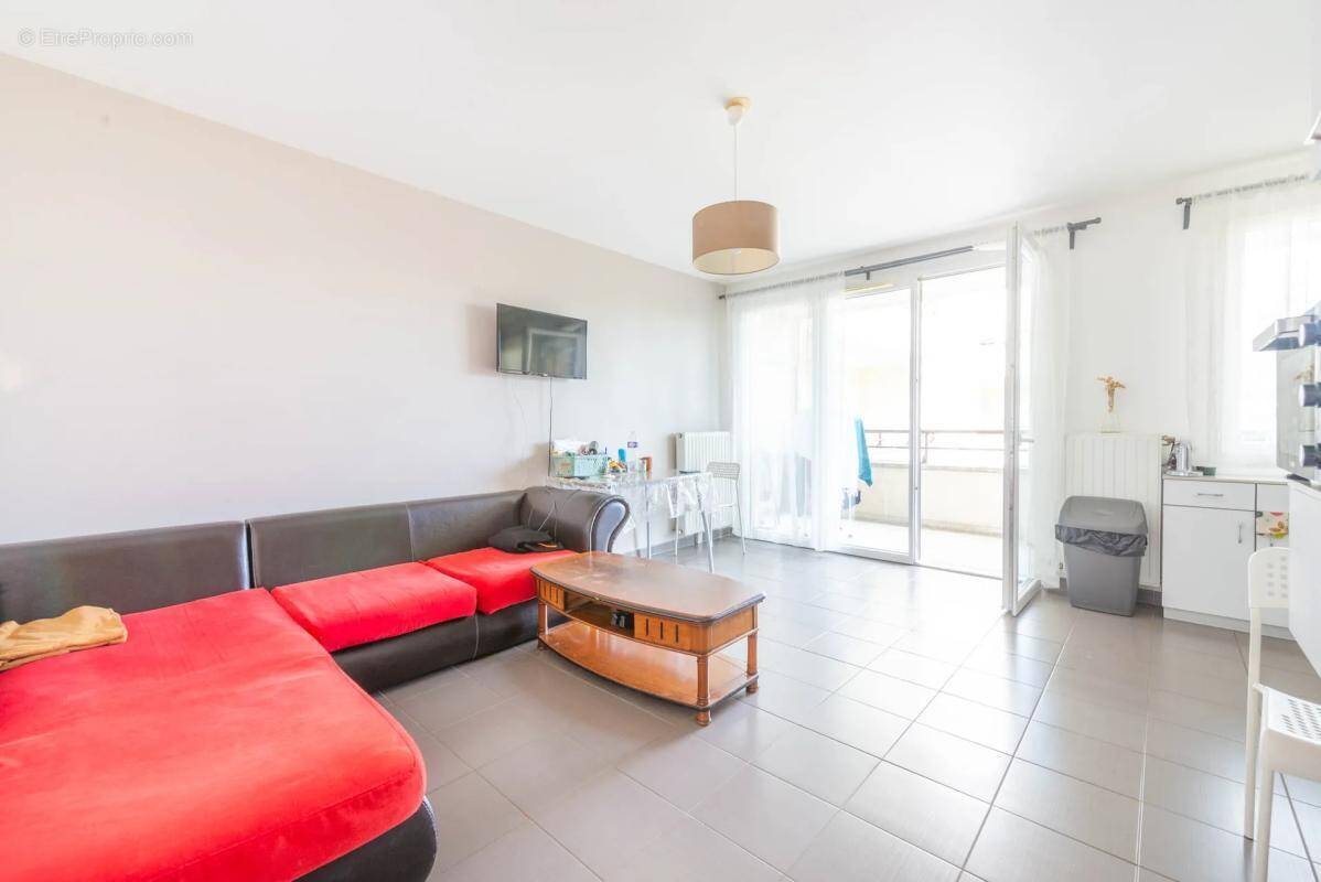 Appartement à CORBEIL-ESSONNES