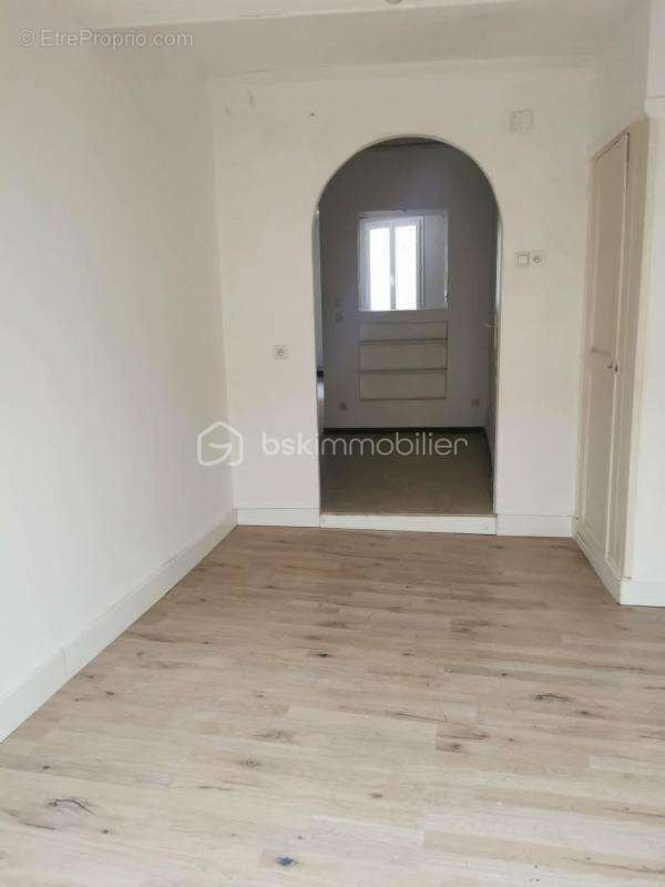 Exclusivité - coup de cœur à DIGNE centre - appartement 58m², 4 pièces - cave 20m² - photo 9