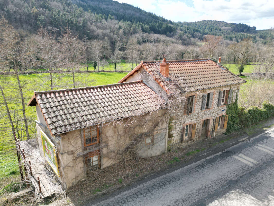 Maison à CHANTEUGES