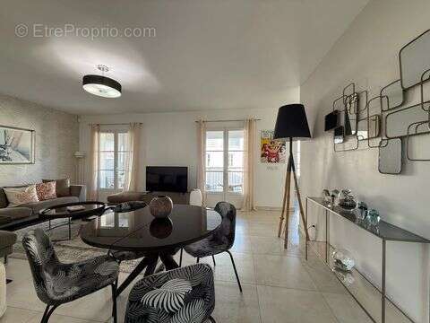 Appartement à SAINT-TROPEZ