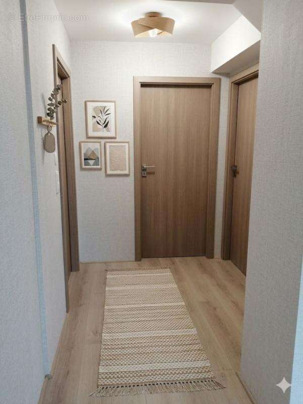 Appartement à LESSY