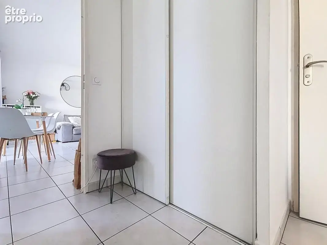 Appartement - 1 Chambre - Balcon - Proches toutes commodités - Jolie vue dégagée - photo 7