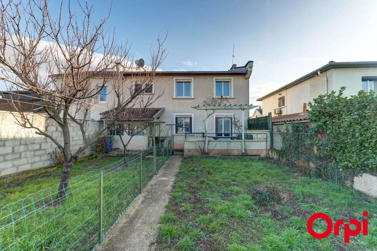 Maison à VENISSIEUX