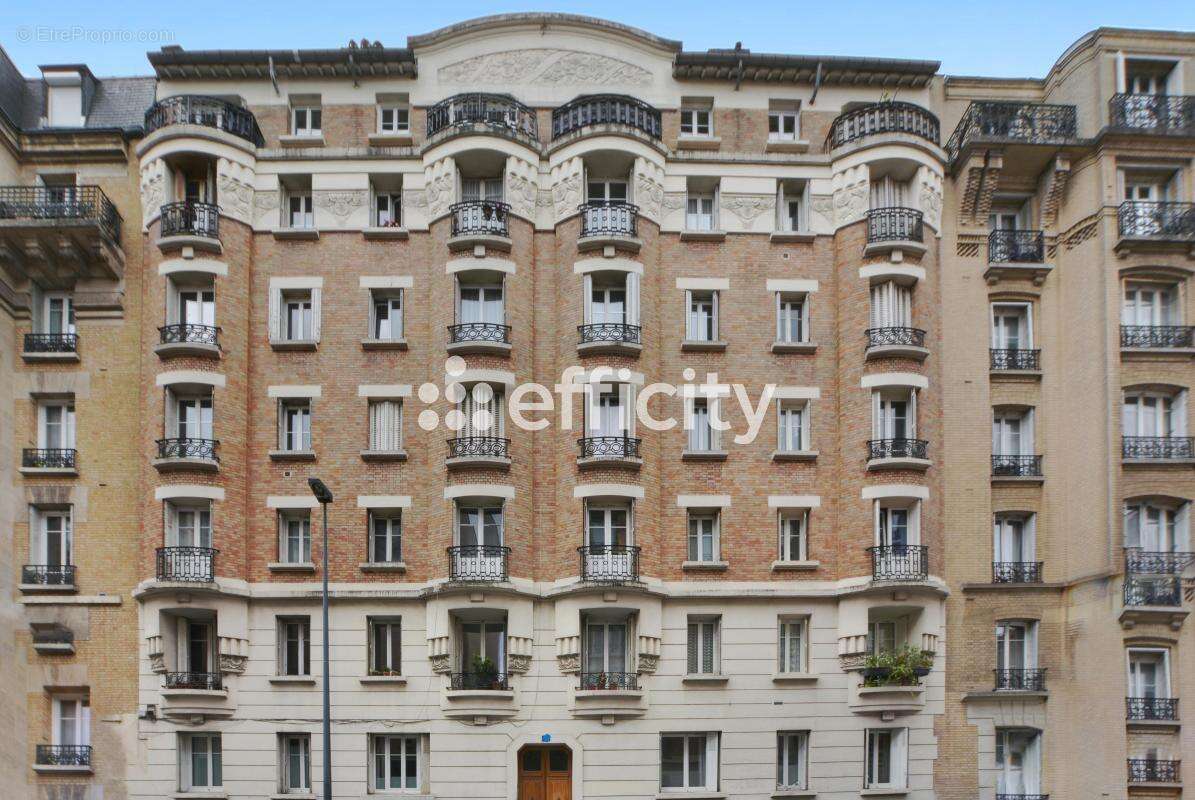 Appartement à CLICHY