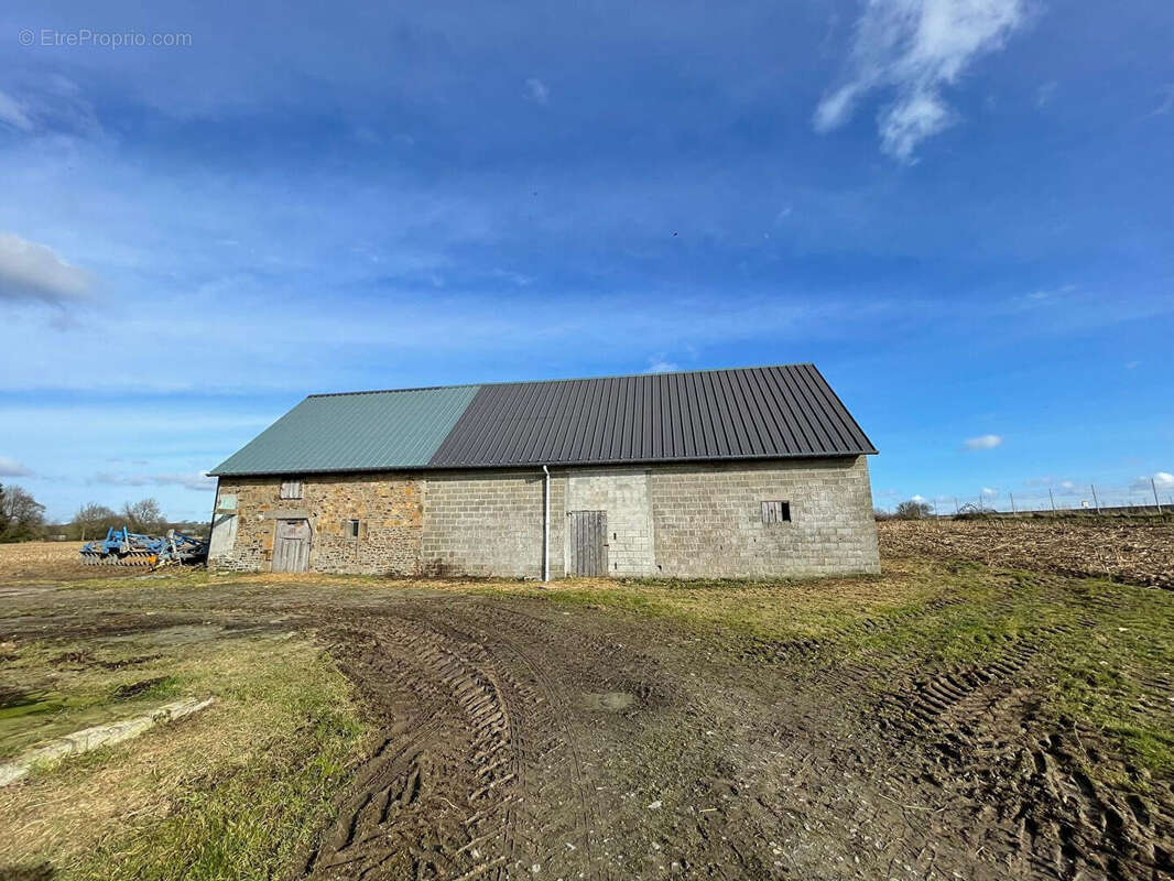 Maison à SAINT-JEAN-DE-LA-HAIZE