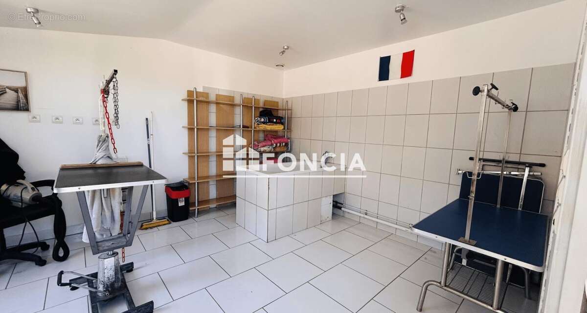10' dreux. dans village prisé, beau pavillon traditionnel de plain pied / 4 chambres / dépendance - photo 13