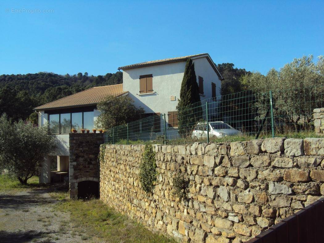Maison à LES MAGES