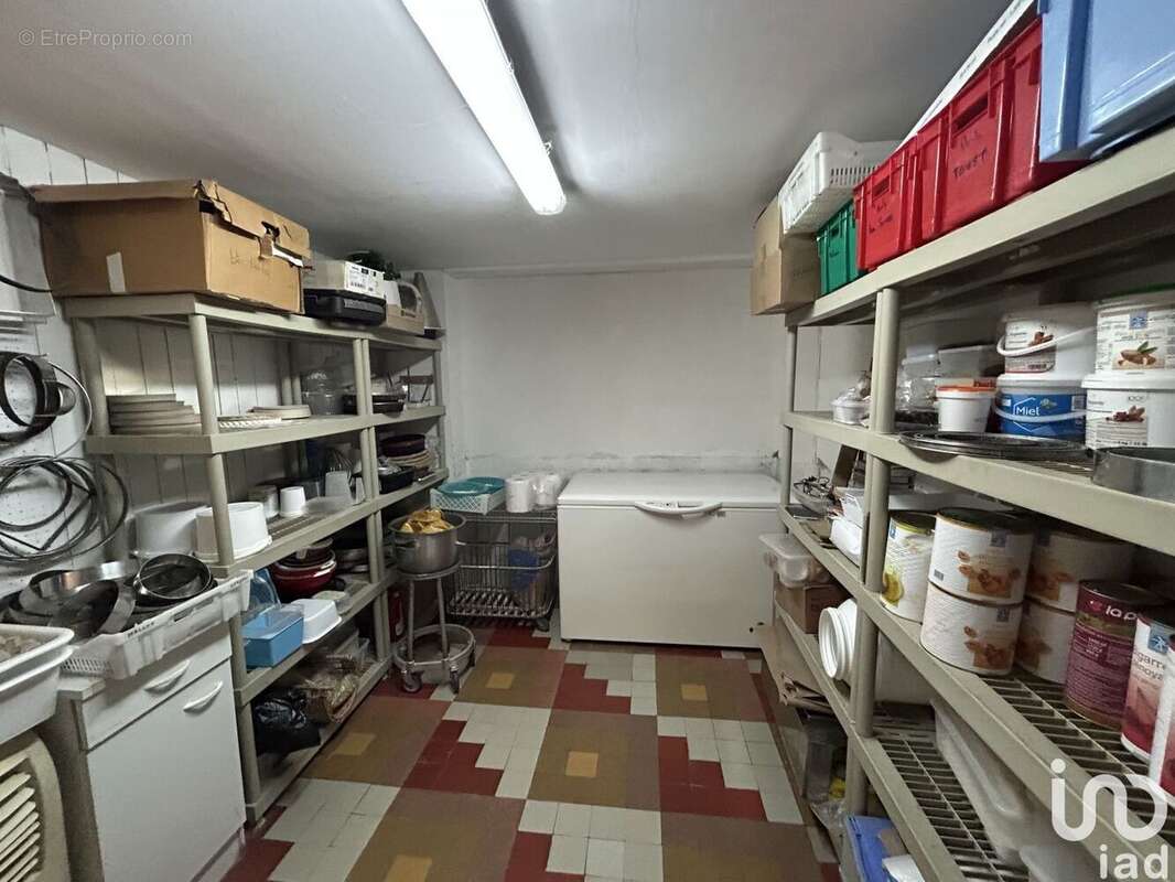 Photo 6 - Commerce à CERDON