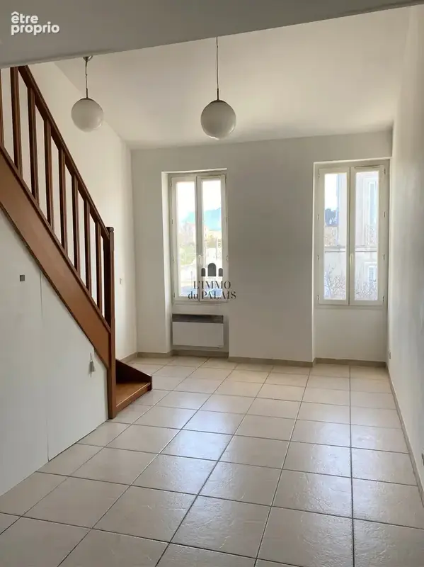 Immeuble de rapport en r+2 13400 aubagne - photo 2