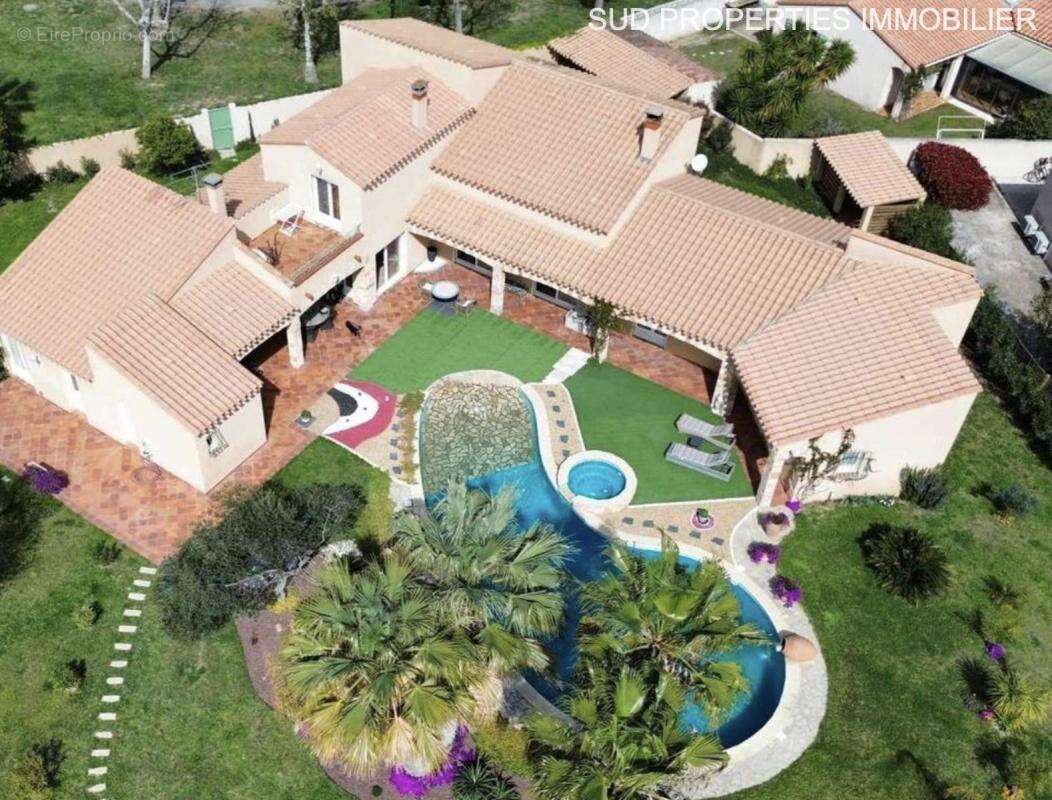 Maison à SAINT-CYPRIEN