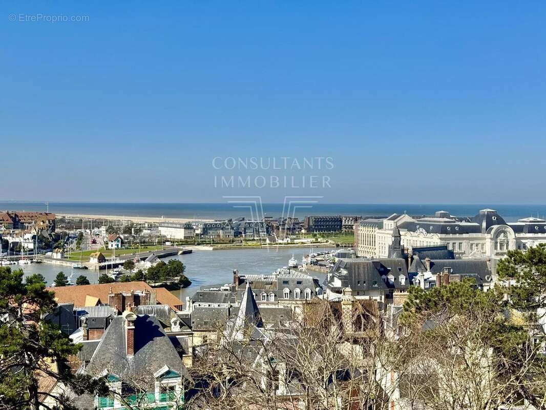 Maison à TROUVILLE-SUR-MER