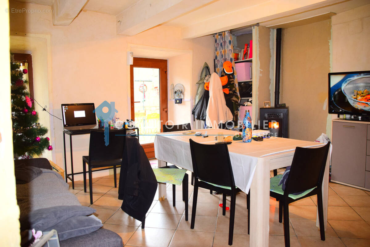 Dépt. 07 - A VENDRE à MONTPEZAT-SOUS-BAUZON - Maison de Village de 106 m2 - photo 6