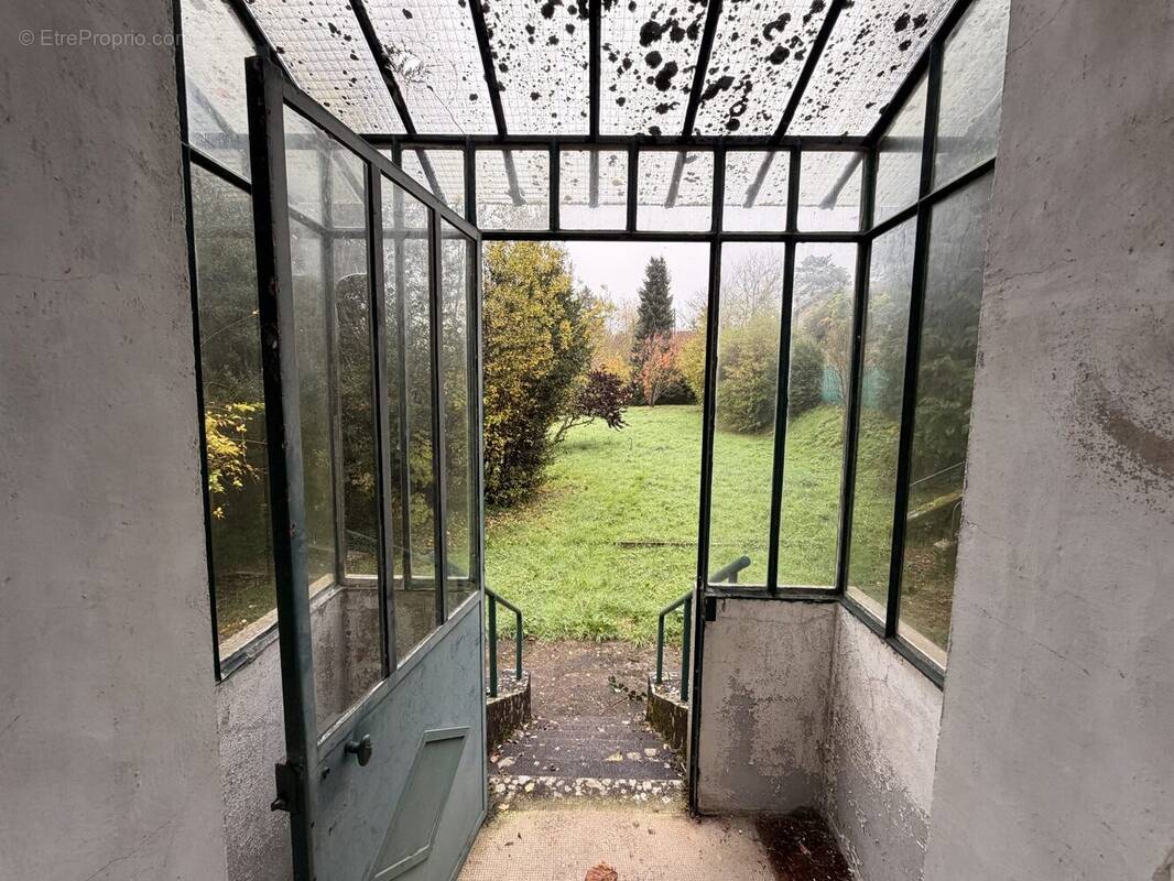 Maison à BRIIS-SOUS-FORGES