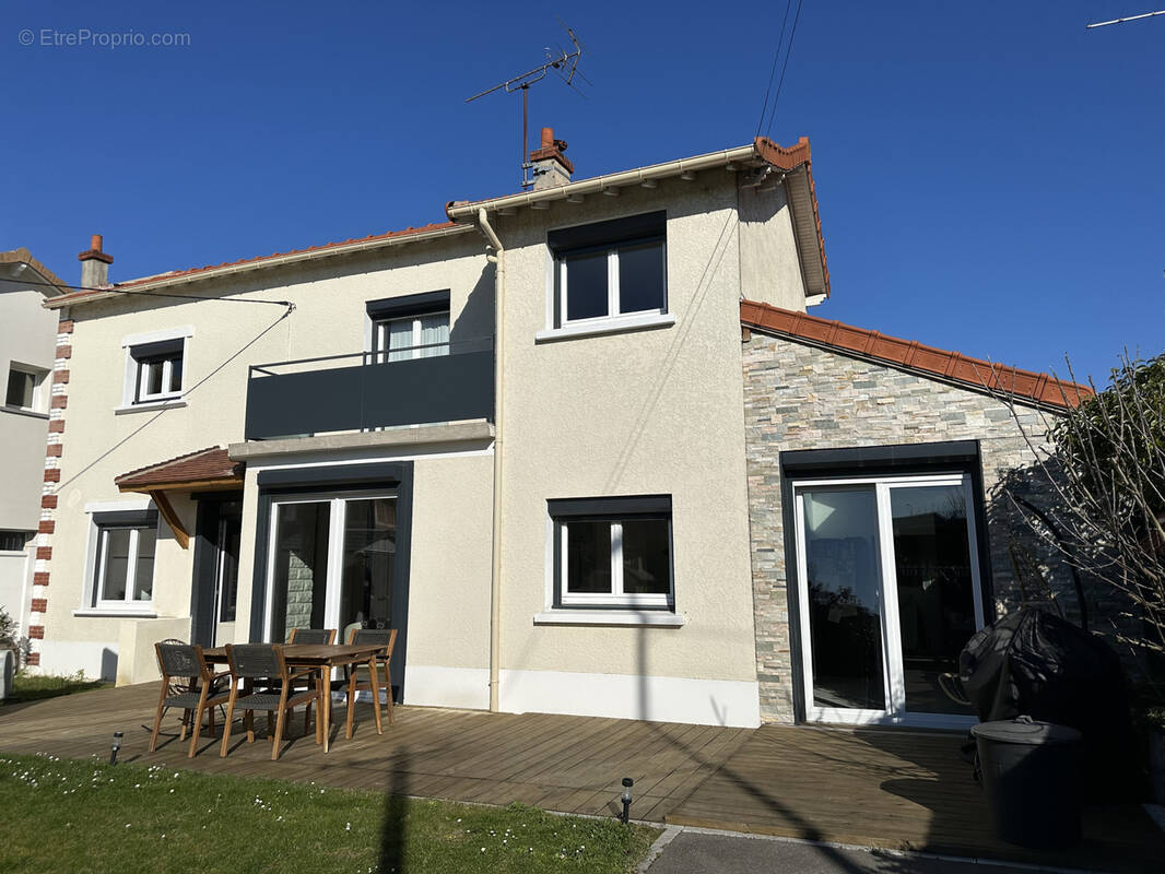 Maison à VAIRES-SUR-MARNE