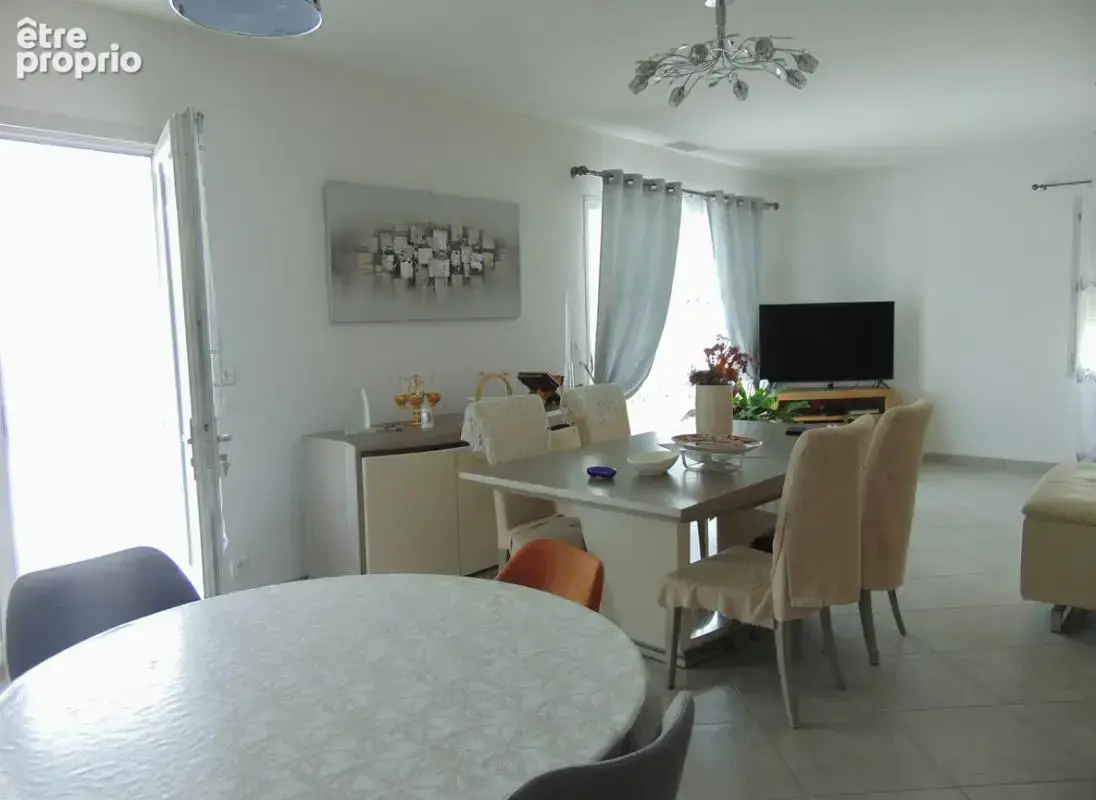 Au 31290 Belle villa sur grand terrain  avec piscine - photo 3
