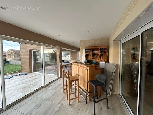 Maison à SAINT-ROMAIN-D'AY