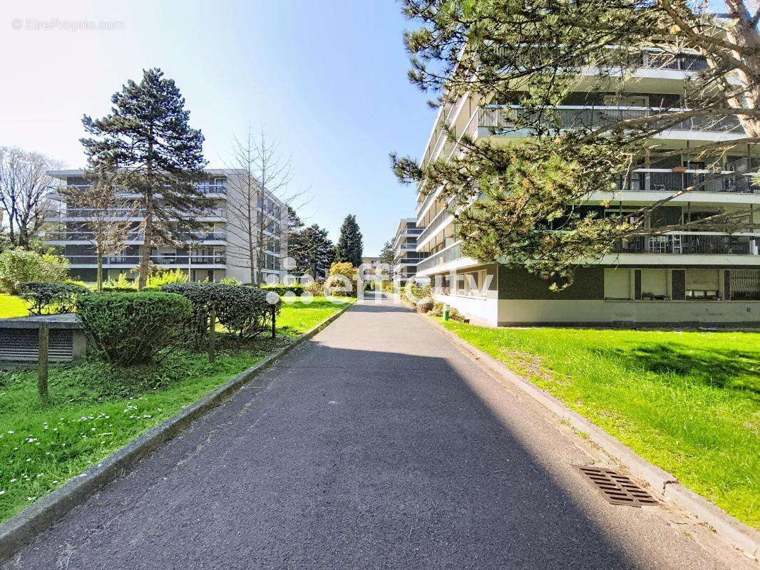 Appartement à SAINT-GRATIEN