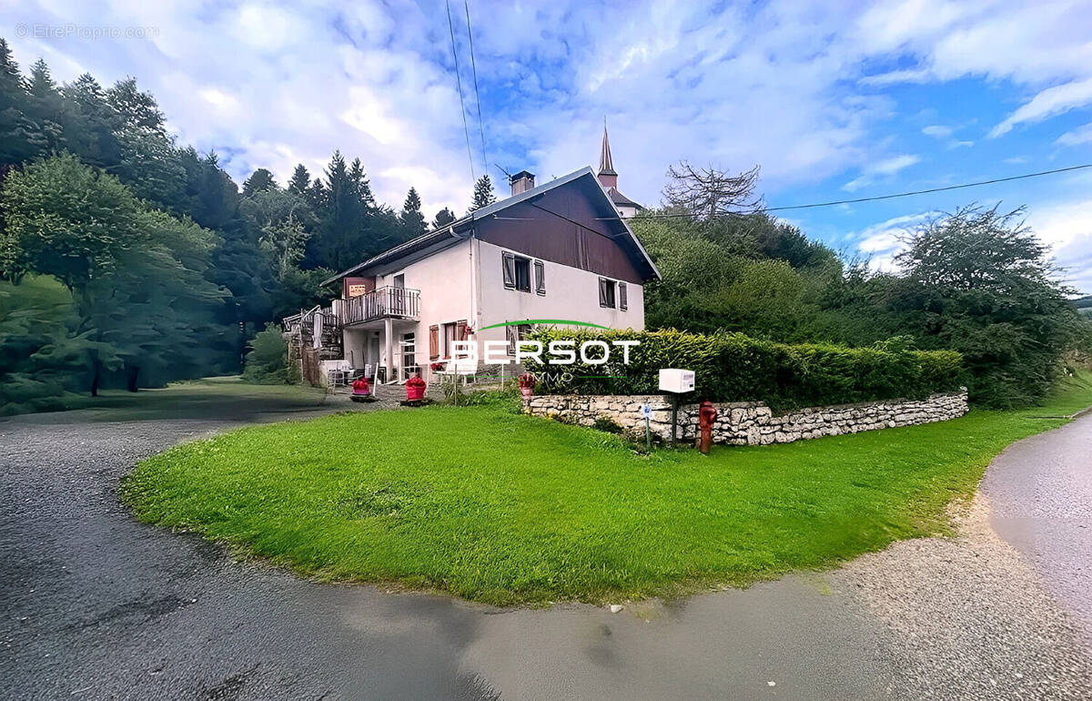 Maison à INDEVILLERS